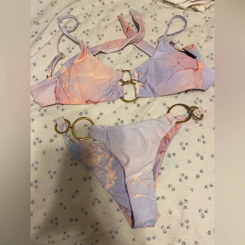 Marble pattern, two piece, bikini, size small, with gold rings